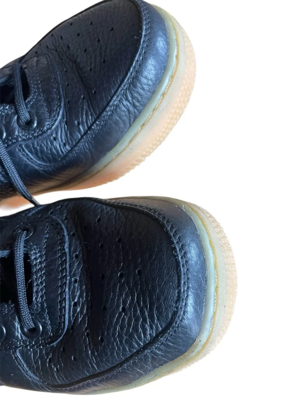 Nike SF Air Force 1 Mid in the 'Black Gum' colorway. - Picture 4 of 4